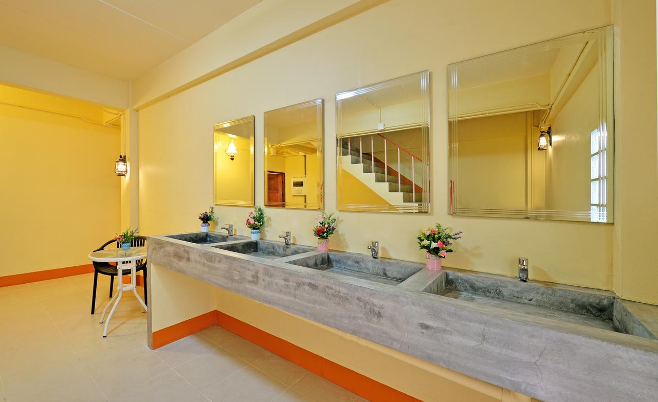 Chaofar De Hostel Krabi town Kültér fotó
